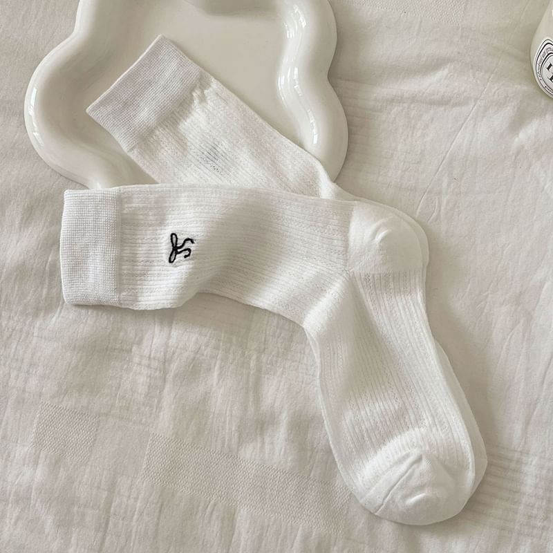 Bow Embroidered Socks Set