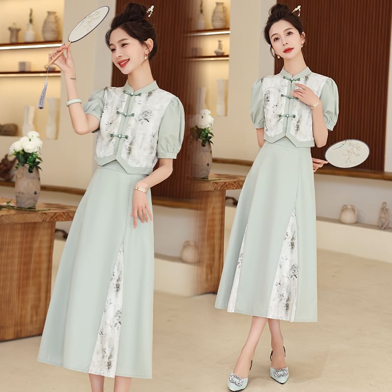 Set: Short-Sleeve Mandarin Collar Floral Panel Frog Button Cropped Blouse + High Waist Midi A-Line Skirt