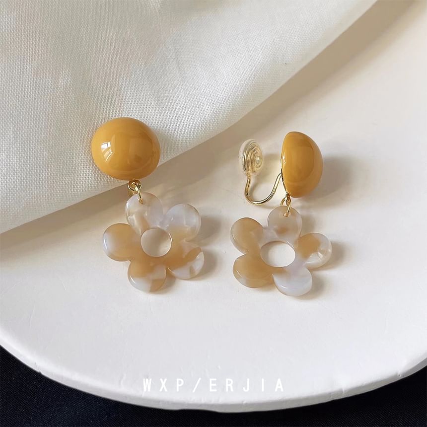 Drop Acrylic Earring Floral