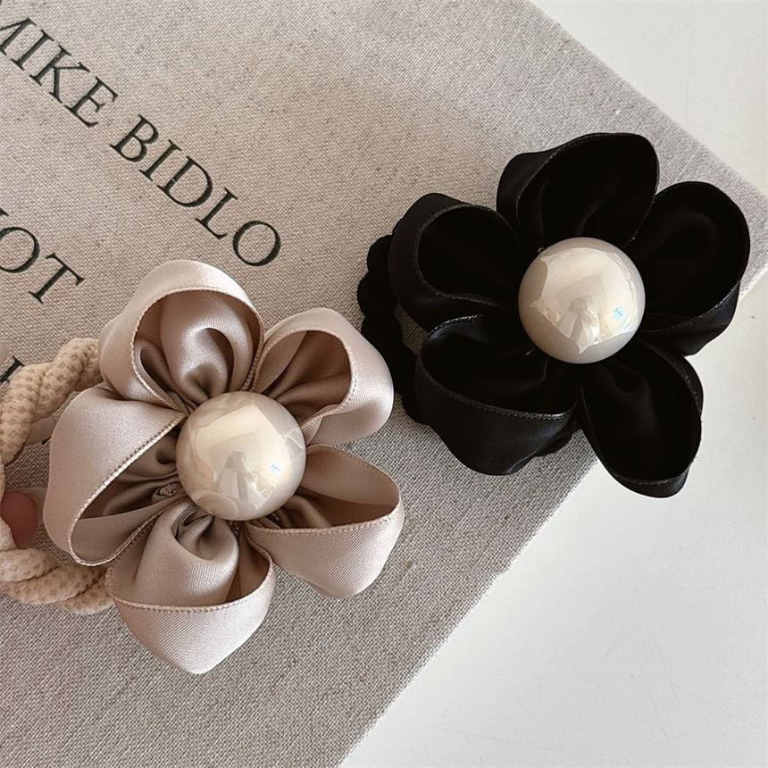 Floral Faux Pearl Hair Tie