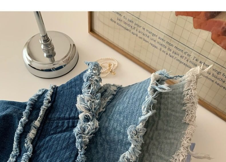 Distressed Fringed Bucket Hat Denim