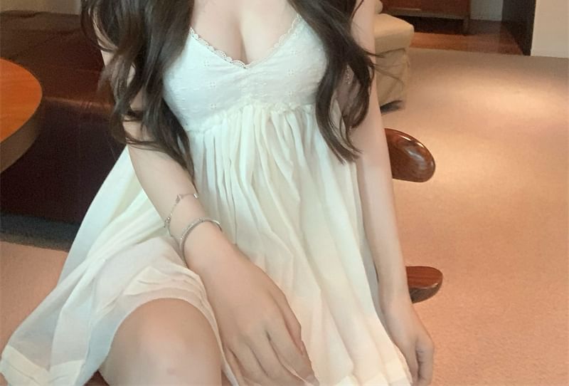 Sundress Spaghetti Trim Lace Strap V-Neck Mini Plain