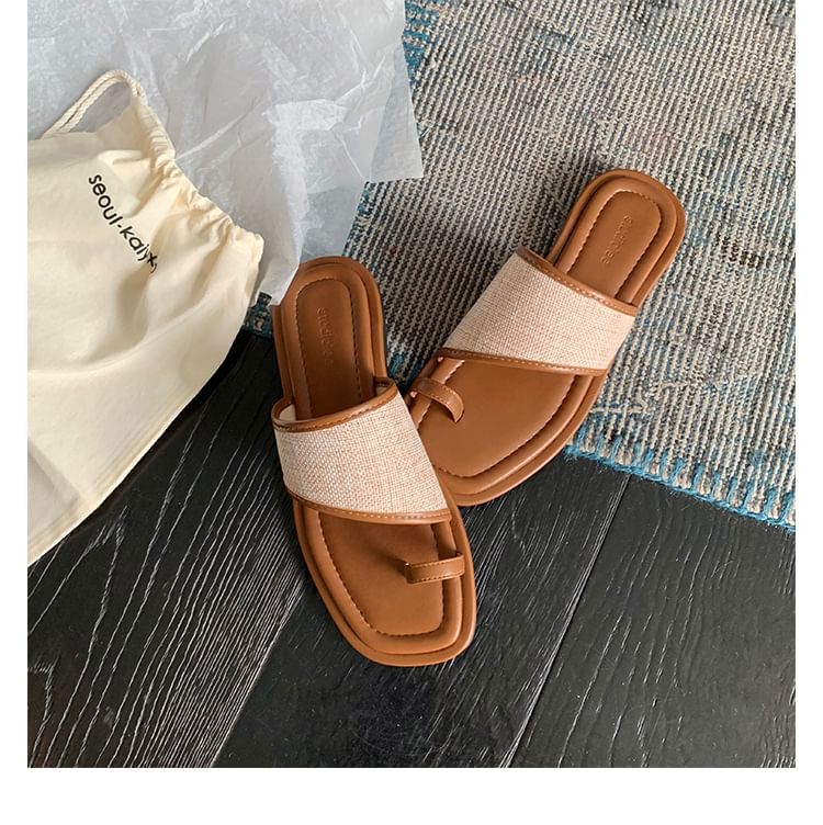Slide Sandals Toe Loop