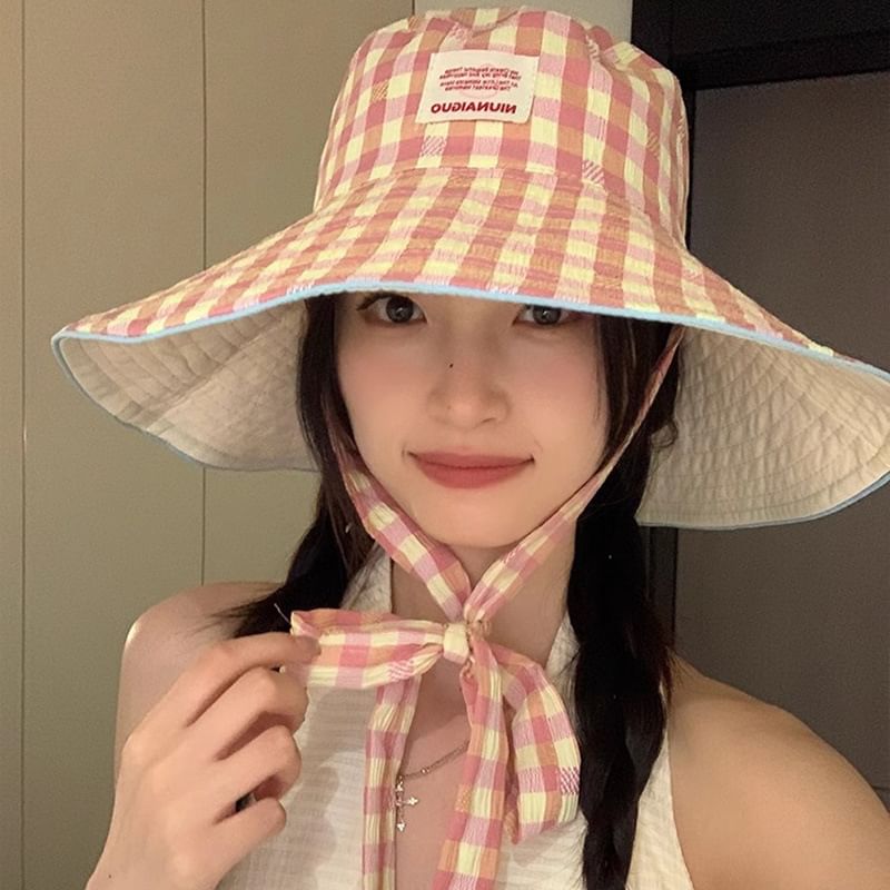 Chin Checkered Bucket With Strap Pattern Hat