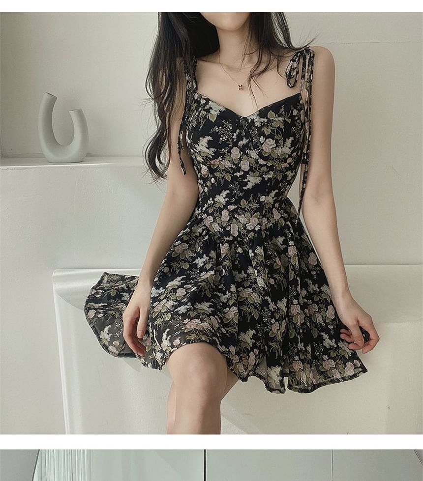 Spaghetti Strap Floral Print Dress