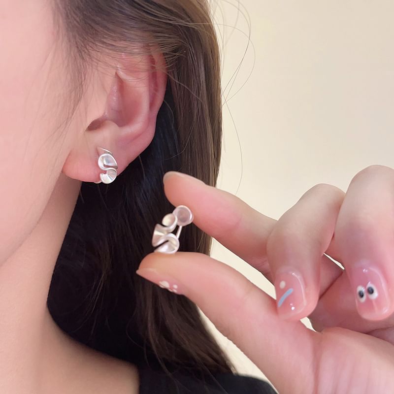 Irregular Earring / Clip-On Stud