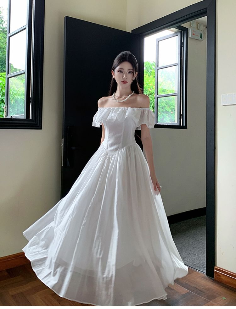 Dress A-Line Maxi Off-Shoulder Ruched Plain Short-Sleeve Ruffle Trim