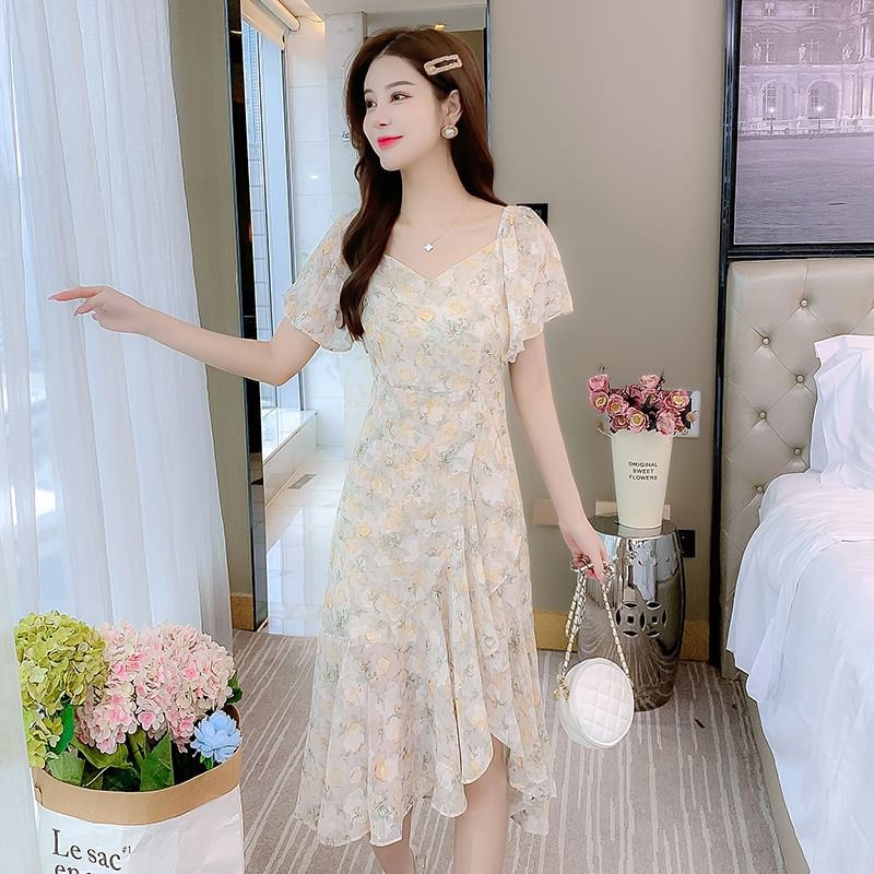 Short-Sleeve V-Neck Floral Print Asymmetrical Ruffle Hem A-Line Dress