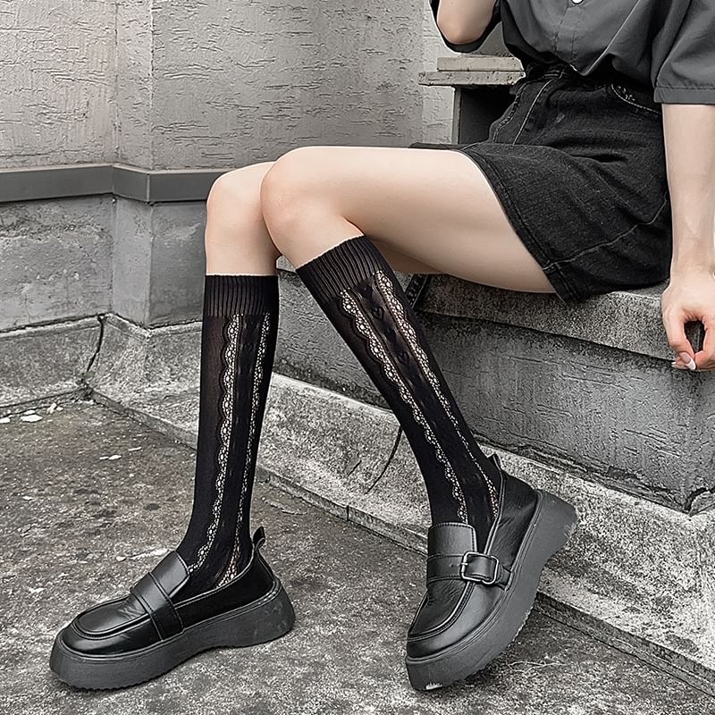 Heart Jacquard Perforated Knee High Socks