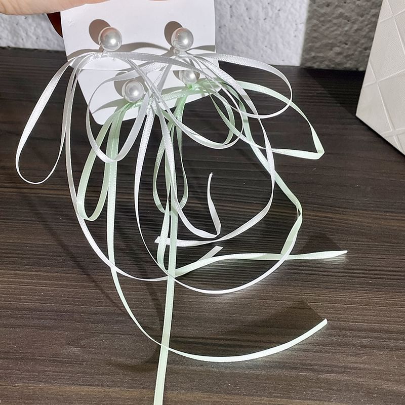 Pearl Bow Earring Faux