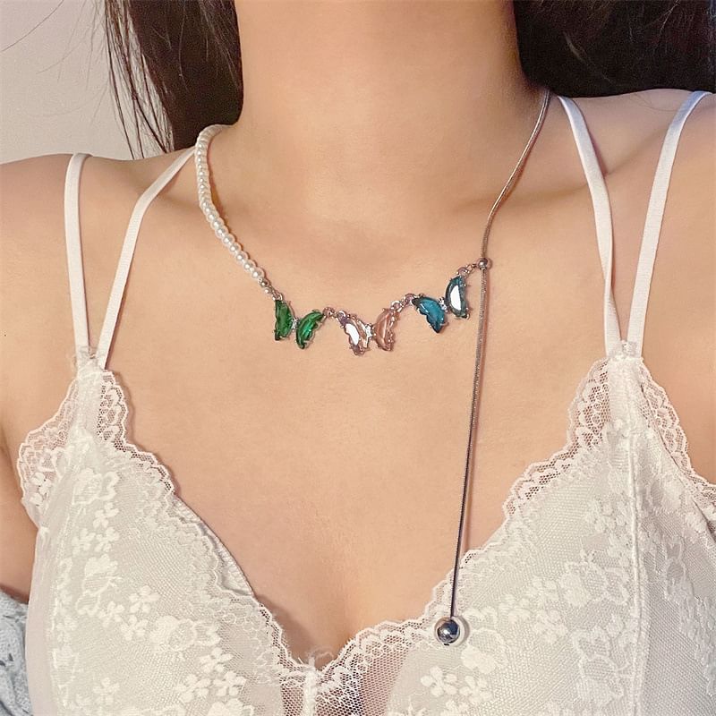 Faux Butterfly Necklace Rhinestone Pearl