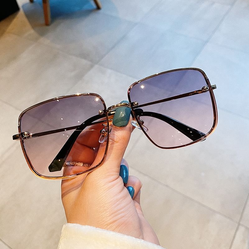 Square Sunglasses Frame Gradient