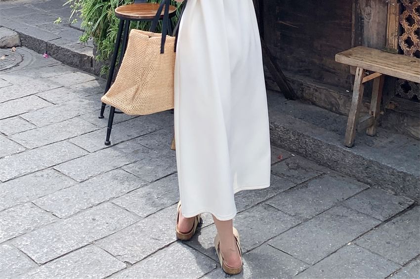 Short-Sleeve Crewneck Slit Hem A-Line Maxi Dress