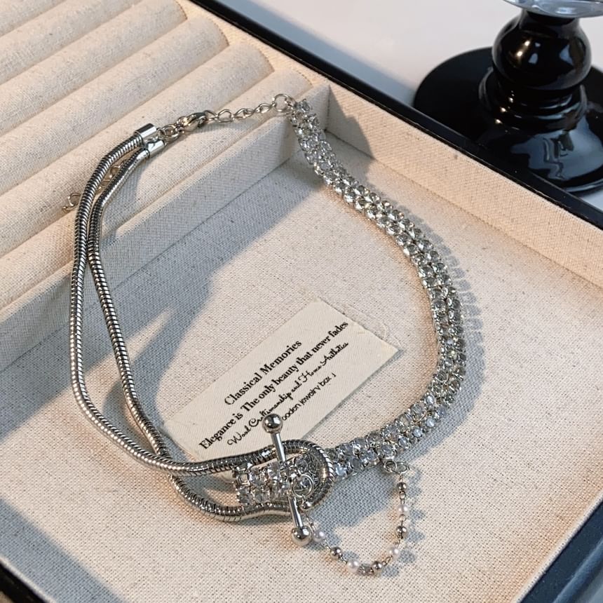 Bracelet / Pearl Faux Necklace