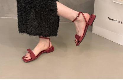 Square-Toe Bow Low Heel Sandals