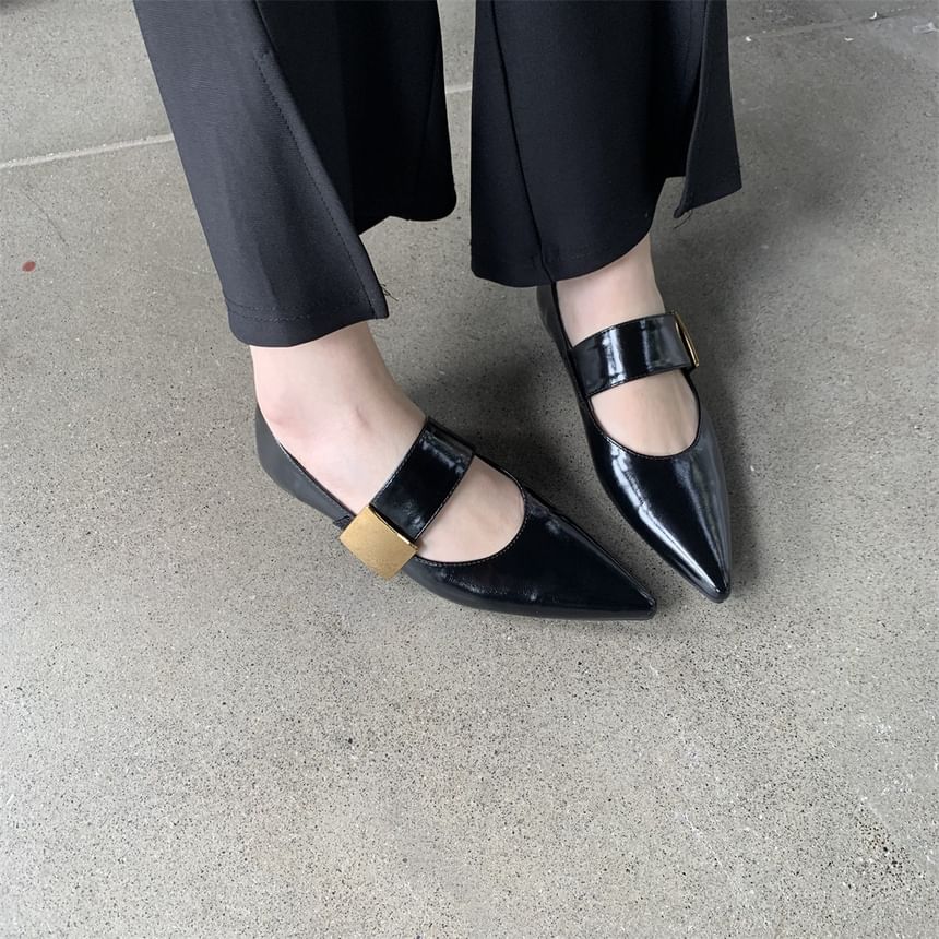 Pointed Toe Faux Leather Flats