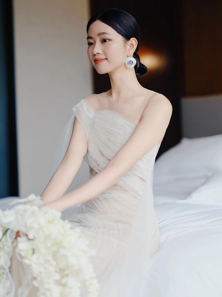 One Shoulder Tulle Sheath Evening Dress