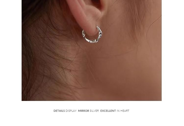 Twisted S925 Sterling Silver Huggie Earring