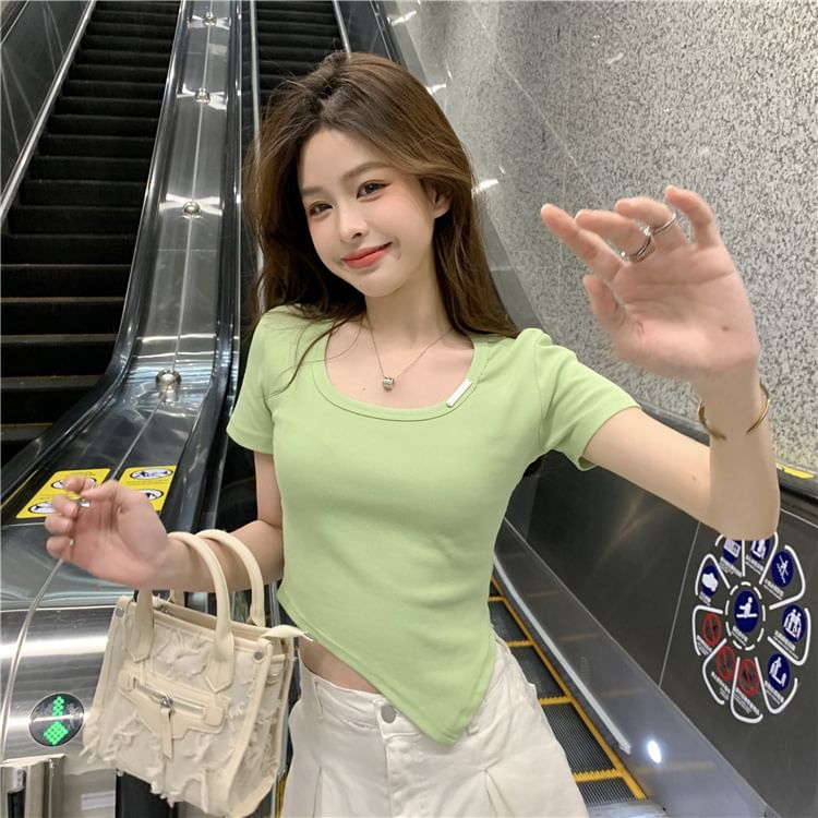 Plain Short-Sleeve Neck Crew Asymmetrical Tee