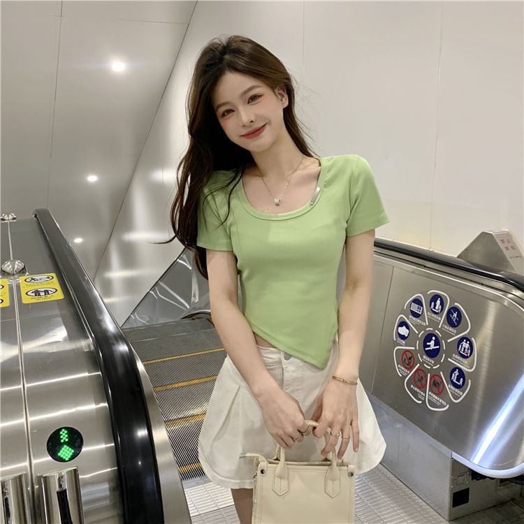 Plain Short-Sleeve Neck Crew Asymmetrical Tee