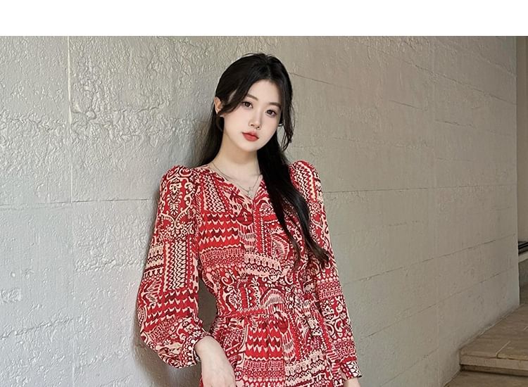 Slit A-Line Long-Sleeve Patterned Dress Maxi Print V-Neck