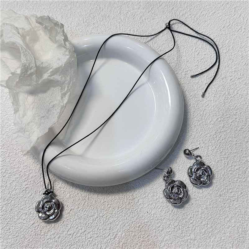 Necklace Drop Earring / Floral