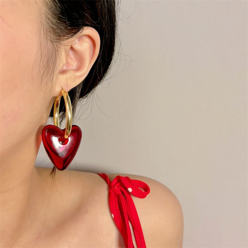 Drop Heart Earring