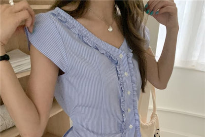 Polka Dot Ruffle Trim V-Neck Short Sleeve Cropped Blouse