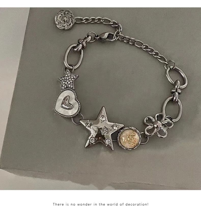 Chained Star Bracelet