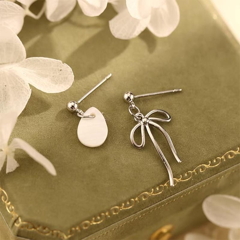 925 Sterling Silver Bow Asymmetrical Drop Earring