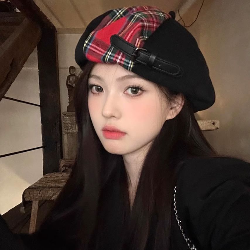 Beret Panel Plaid