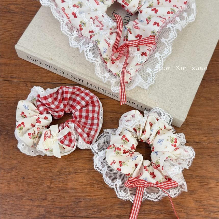 Floral Print Checked Bow Accent Scrunchie (Various Design)