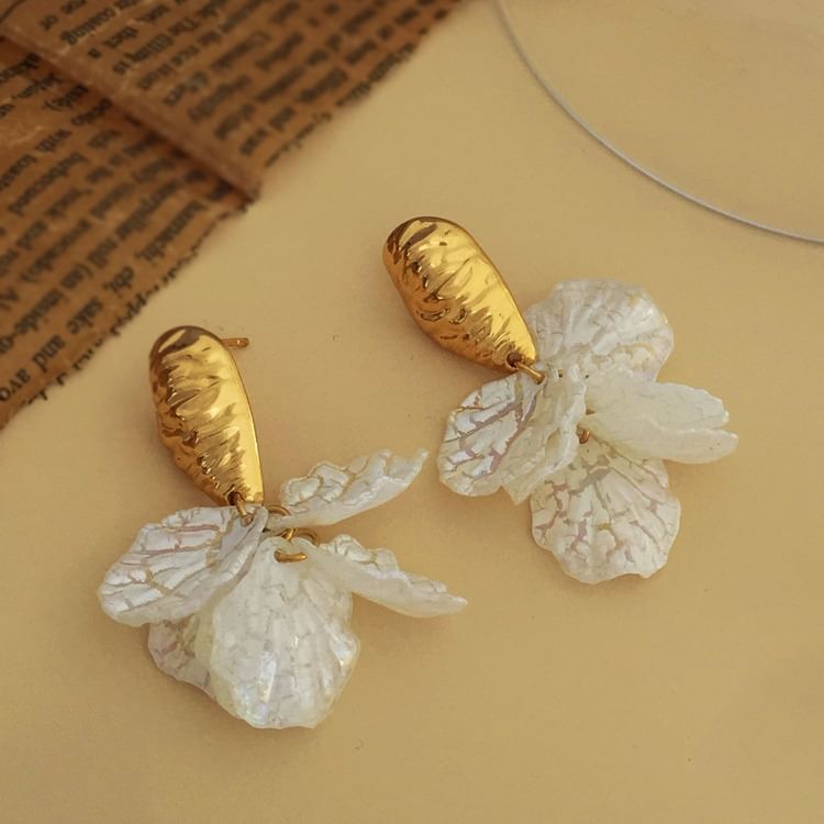 Petal Drop Earring