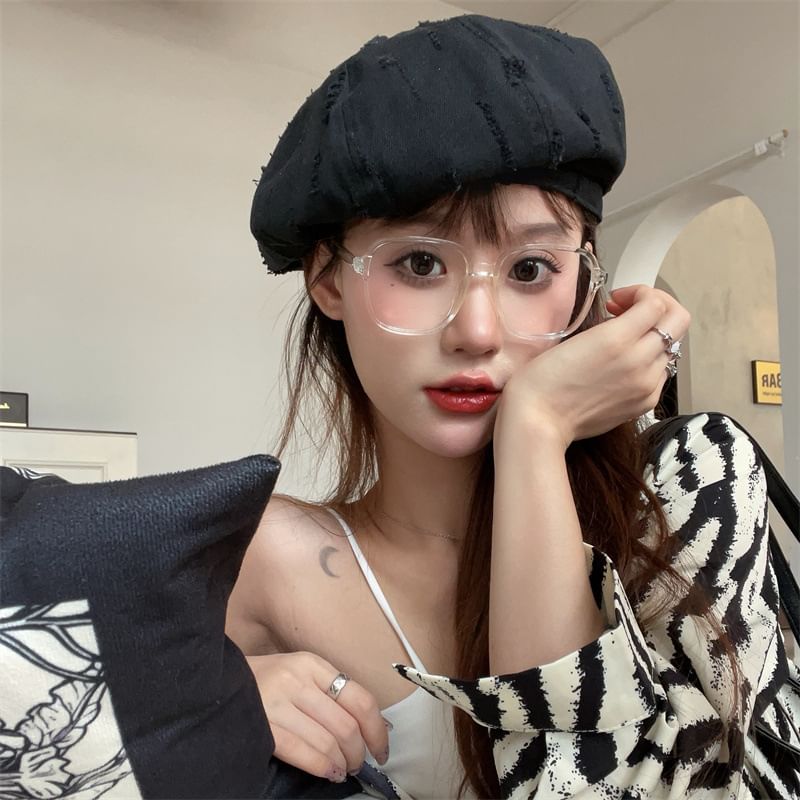 Distressed Plain Beret