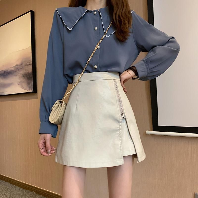 High Rise Faux Leather Slit Mini Skirt