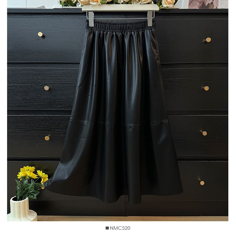 Elastic Waist Faux-Leather Flare Skirt