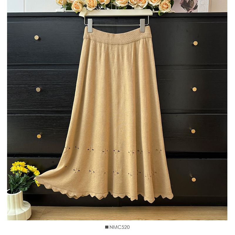 Eyelet-Embellished High-Rise Midi Flare Skirt