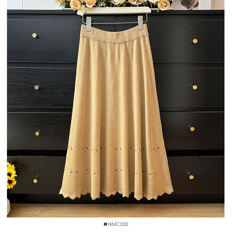 Eyelet-Embellished High-Rise Midi Flare Skirt