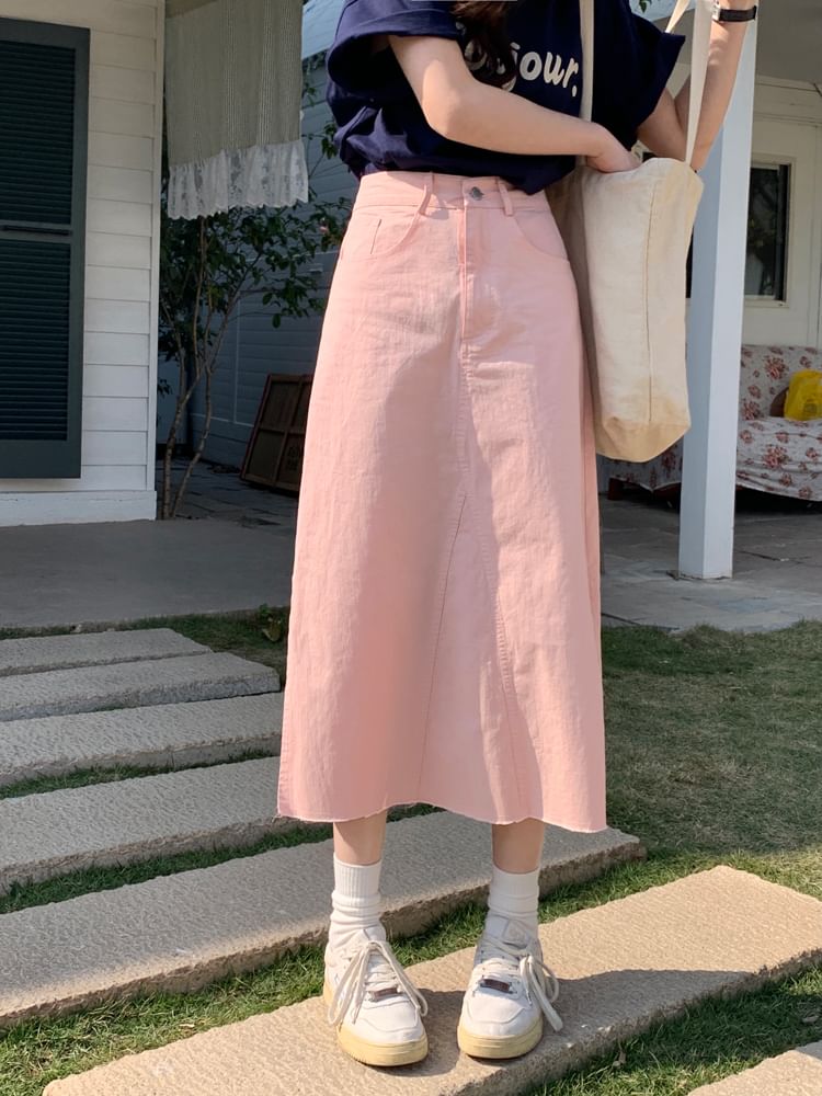 High-Waist Frayed Slit Midi Flared Skirt in Solid