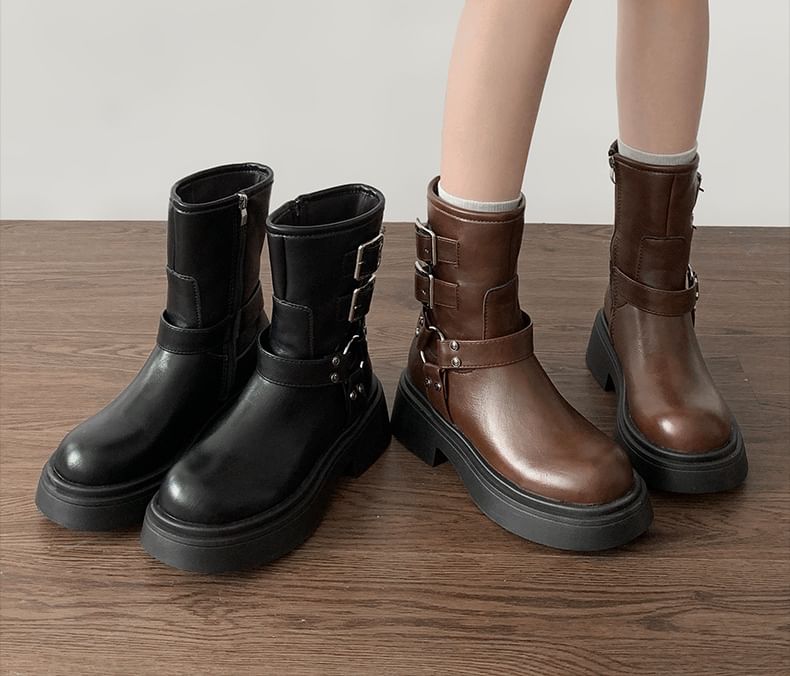 Buckled Plain Short Platform Boots