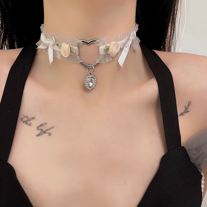 Rose Bow Heart Pendant Tulle Choker