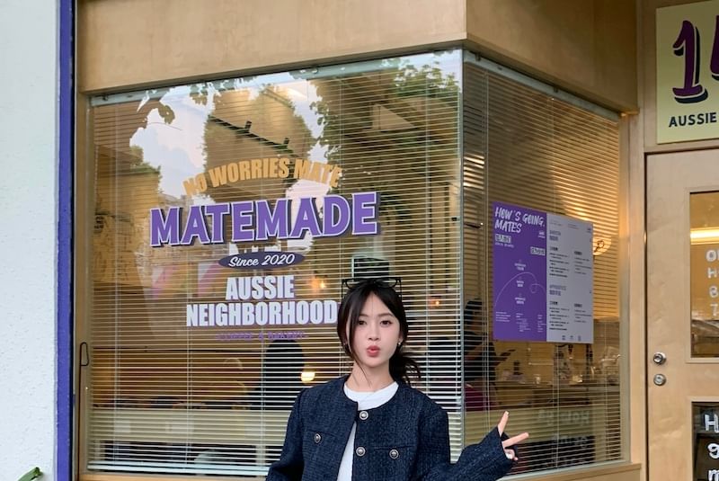 Crew Neck Plain Button-Up Tweed Crop Jacket / Mid Rise Washed Wide Leg Jeans