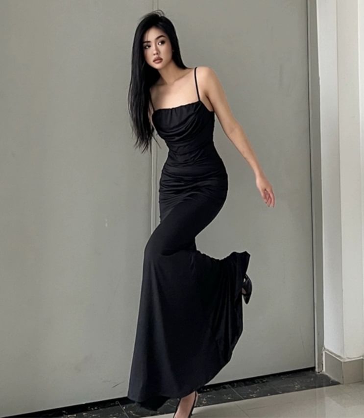 Spaghetti Strap Cowl Neck Plain Ruched Mermaid Evening Dress