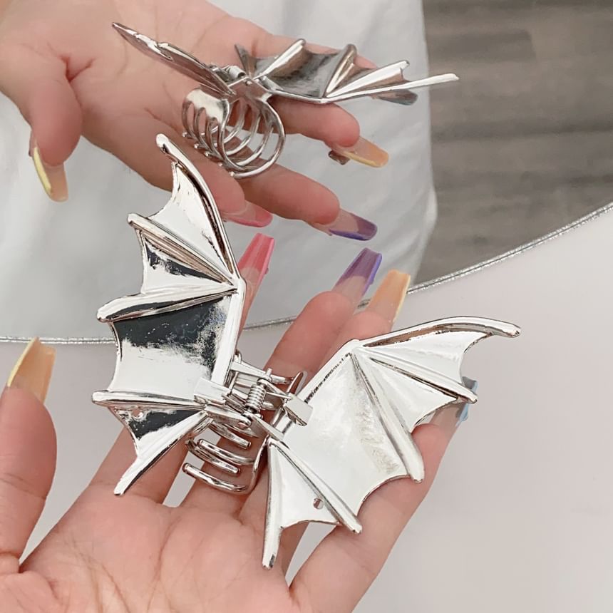 Bat Claw Hair