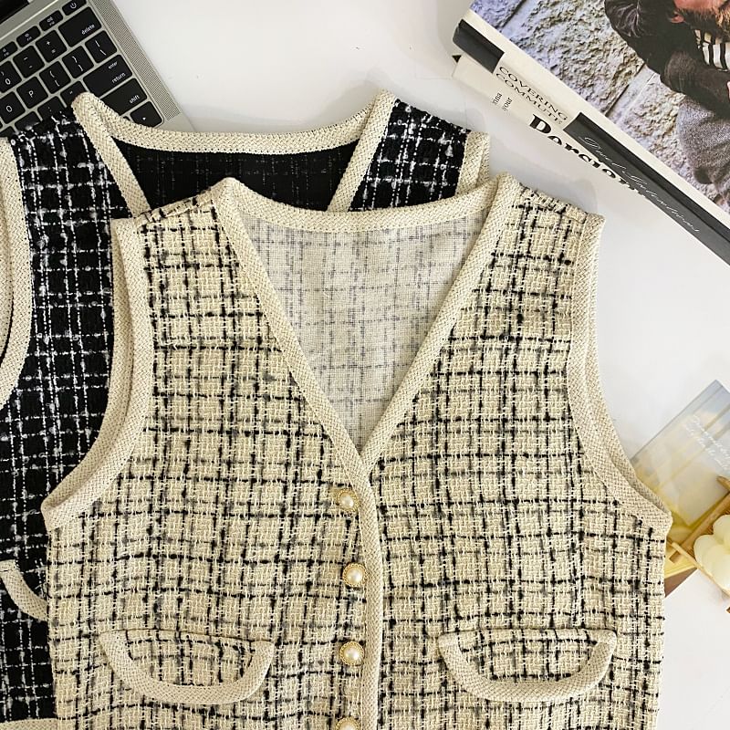 V-Neck Plaid Tweed Button Cropped Vest