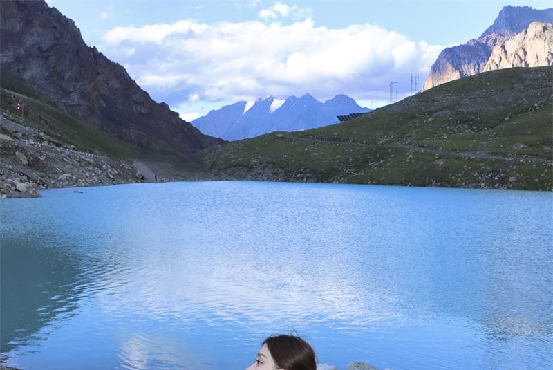 Strap A-Line Asymmetrical Spaghetti Plain Dress Midi