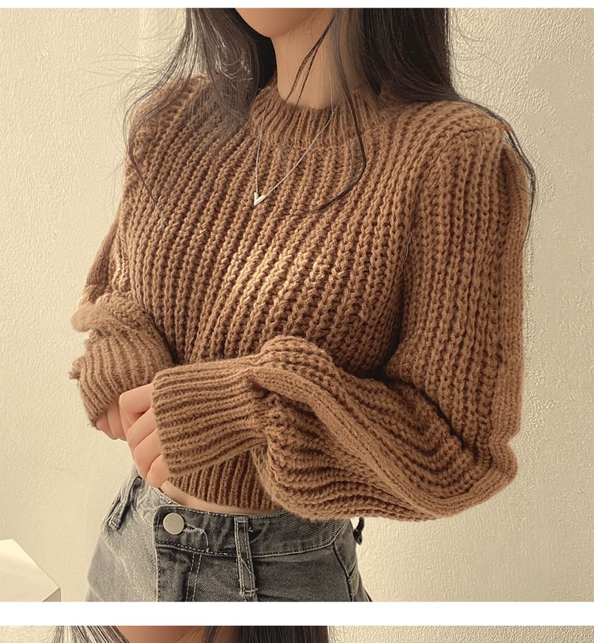 Soft Bubble-Sleeve Cropped Sweater