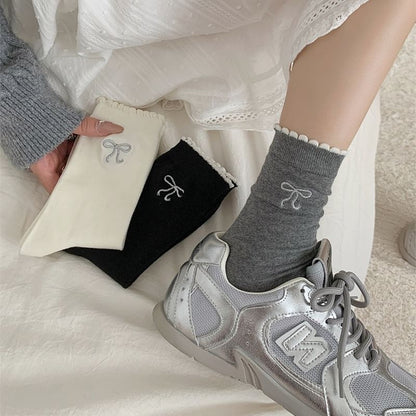 Bowknot Embroidered Crew Socks