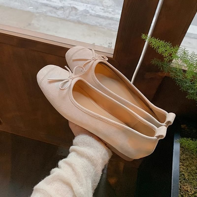 Toe Square Bow Flats