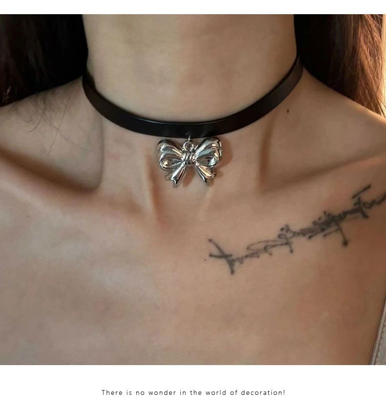 Bow Choker